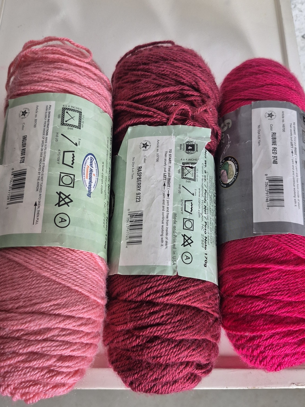 Caron Simply Soft 6oz rubine red 9748 raspberry 9723, english rose 9720 3pk set